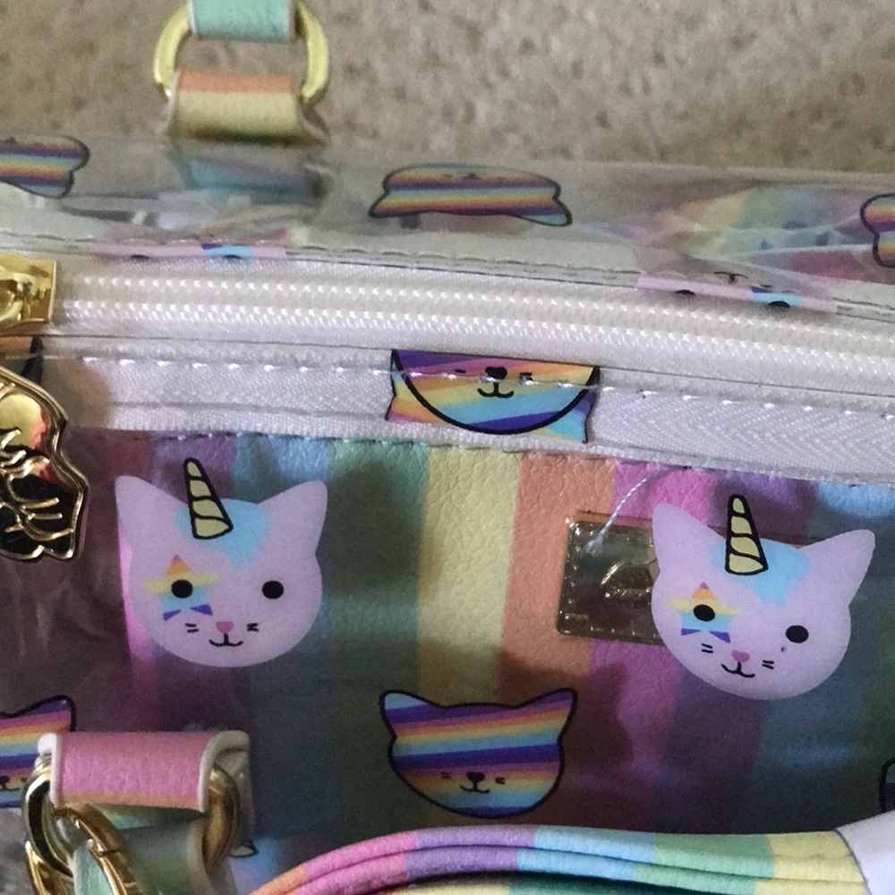 New Betsey Johnson clear unicorn face bag rare - Picture 4 of 7
